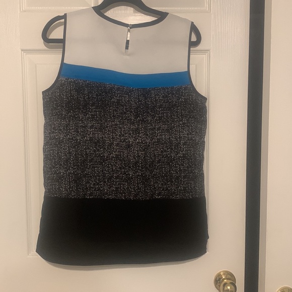 Pre-loved DKNY color block sleeveless tank. - Picture 3 of 3